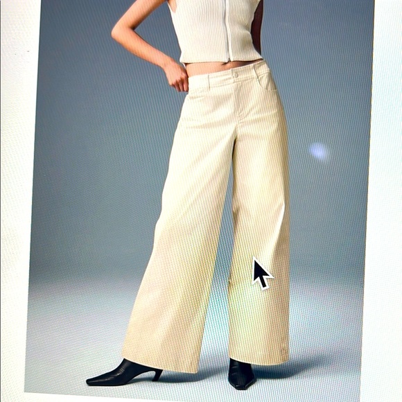ALO Wanderlust Wide Leg Trouser. SZ. XXS. Color: Oat Milk. - Picture 1 of 5